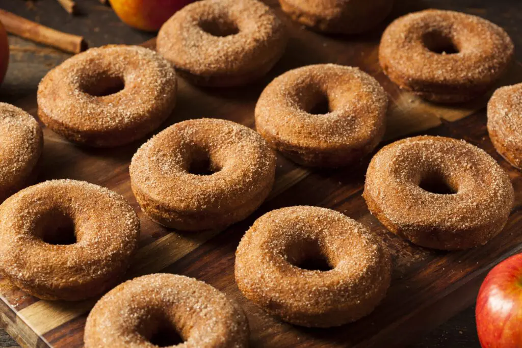 Apple cider donuts